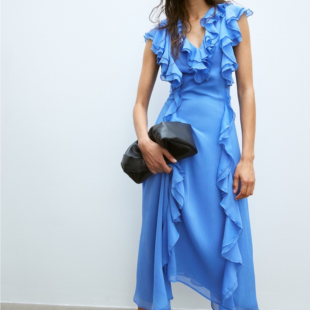Elegant Blue Ruffle Dress
